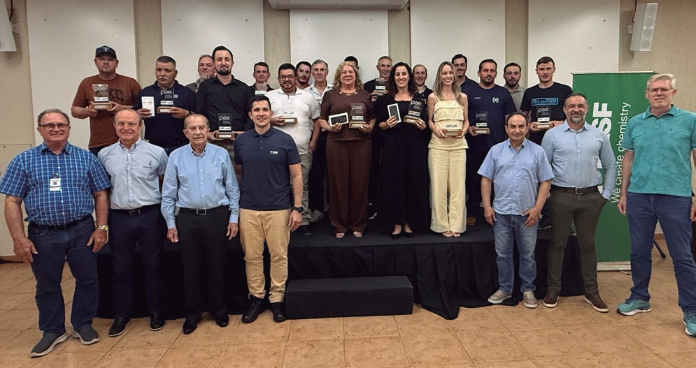 Cooperados premiados na quinta edição do Programa Sementeiros de Excelência Coamo
