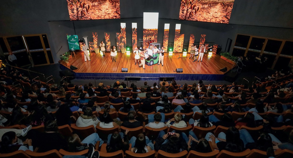 Evento reuniu cerca de 500 jovens e adolescentes do PR, SC e MS