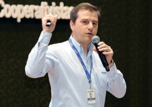 Fabrício Bueno Corrêa