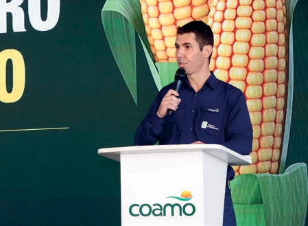 Marcos Garbiate, coordenador da Fazenda Experimental em Dourados
