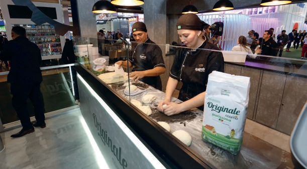 Receitas preparadas com produtos da Coamo durante a feira