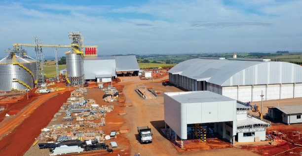 Obras em andamento das novas instala&ccedil;&otilde;es da Coamo