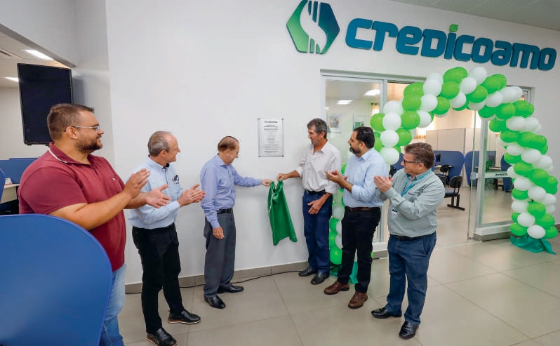 Inaugura&ccedil;&atilde;o da ag&ecirc;ncia da Credicoamo