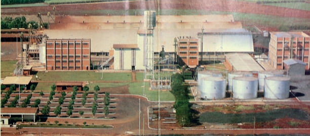 Vista da ind&uacute;stria antiga